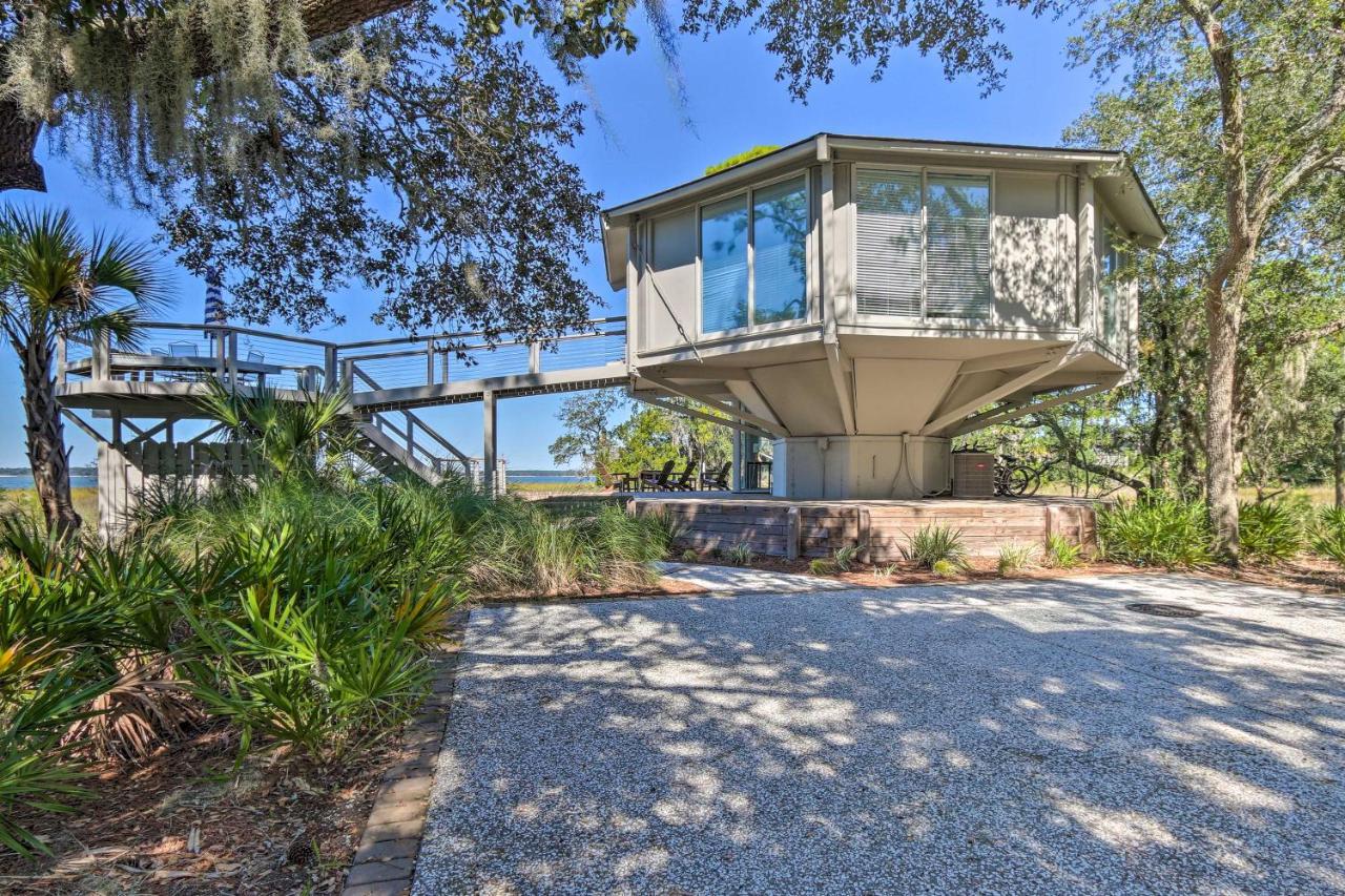 Luxe Treetop Escape With Fire Pit And Ocean Views! Hilton Head Island Exterior photo