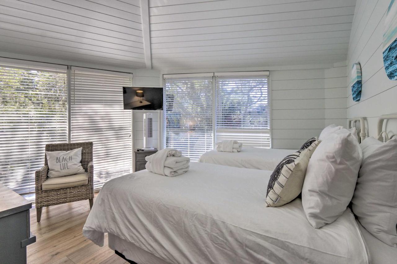 Luxe Treetop Escape With Fire Pit And Ocean Views! Hilton Head Island Exterior photo